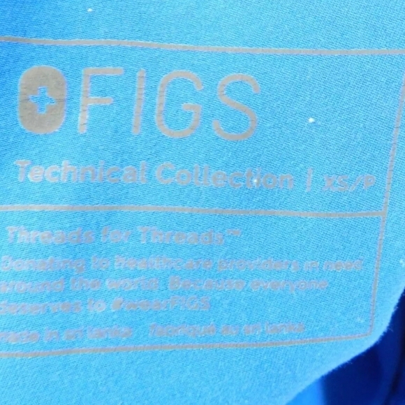 Figs Kade Cargo Scrub Pants - Picture 2 of 3